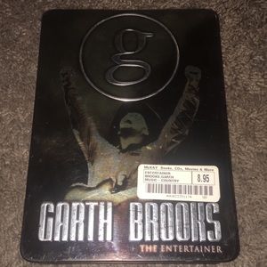 Garth Brooks live concert set
